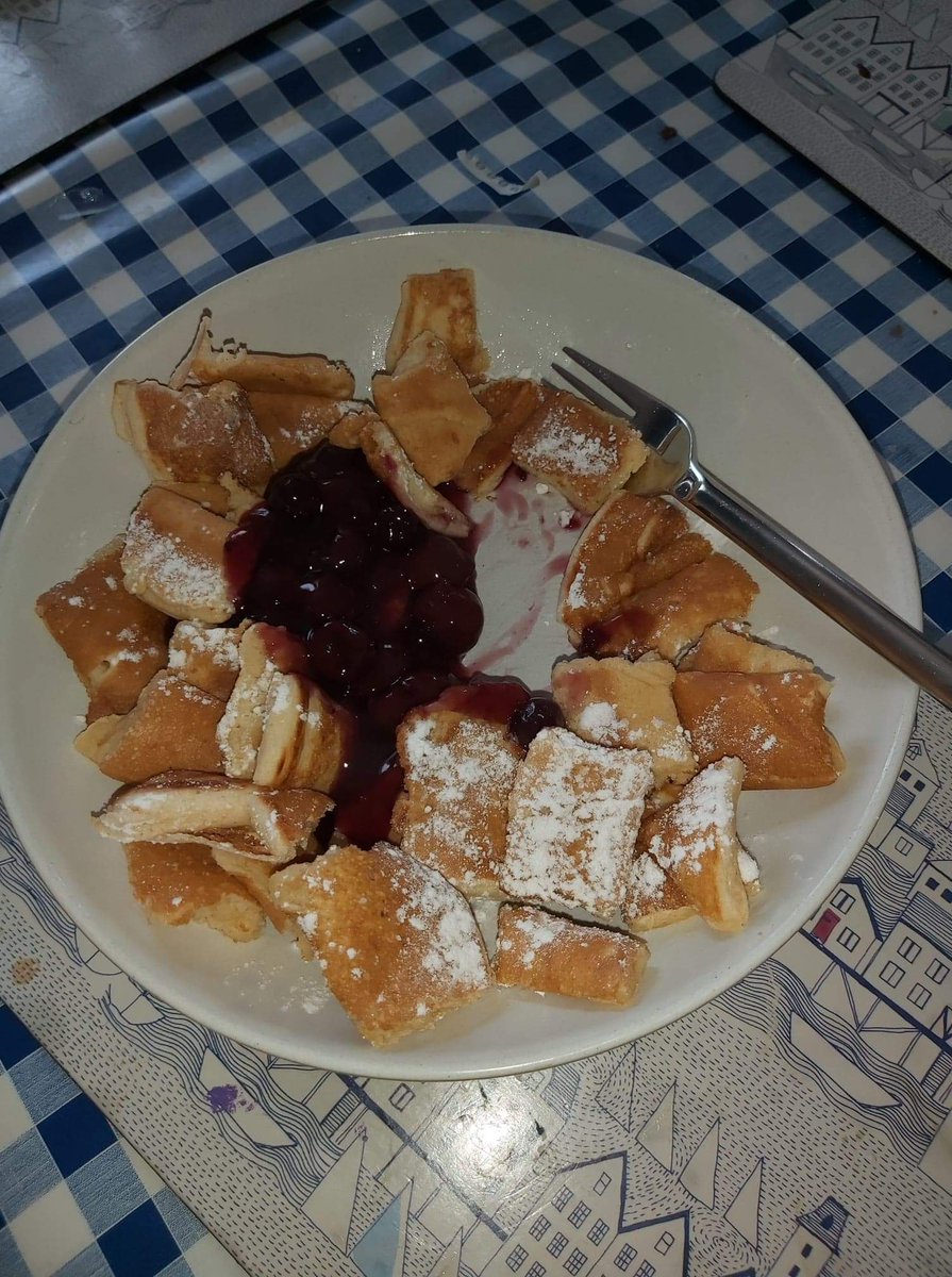 EmmaManson15's tweet photo. @ElcShetland Today we made kaiserschmarren (emperor's pancakes) a traditional Austrian dish. Served with a fruit compote. It was delicious!! https://t.co/waCasKmaTG