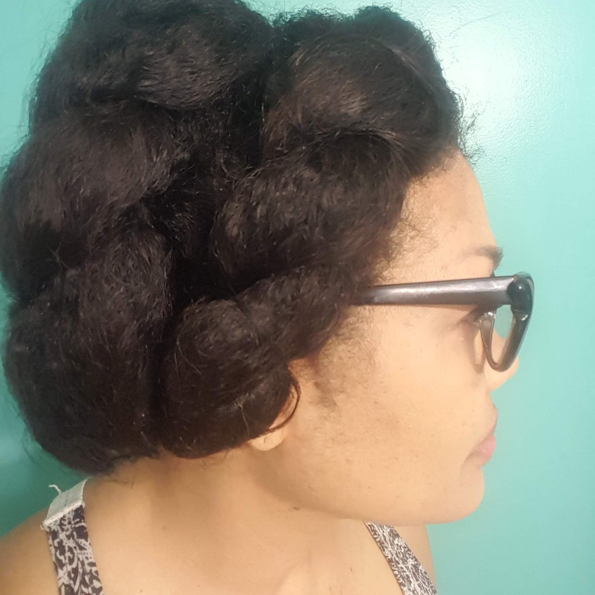 Want girly curls? Start prepping Now! Let's connect for a virtual consultation.  #hairrestore #personalizedhaircare #yourcurlsmatter