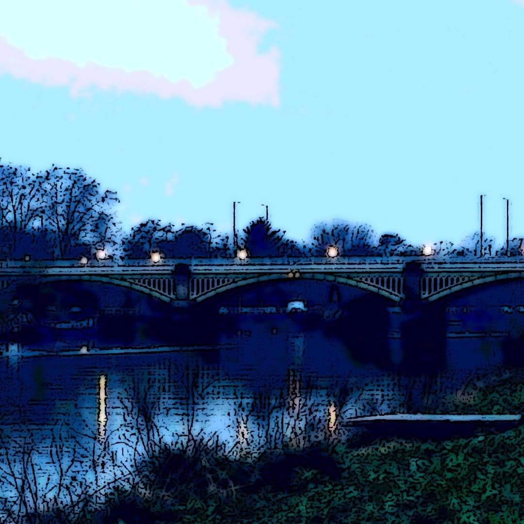 J_Bella_S's tweet photo. #Richmond in the rain 2019
#myphoto #myart #ToShareWithYouAll #StayHomeSaveLives https://t.co/Djx3F0sO1R