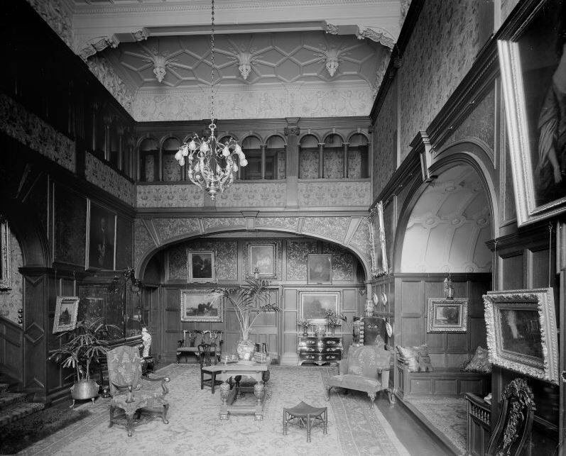 Inglewood_House's tweet photo. Did you know that all the woodwork in the Grand Hall at @Inglewood_House was originally painted black?

It was hand sanded back to the original wood that you see today! https://t.co/rtmKH3ke17