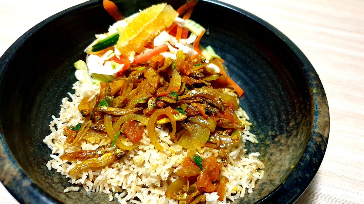 Wedza4Wedza's tweet photo. #matemba with rice and citrus salad #cookwithus 🇿🇼 https://t.co/pfkdnHFI2c