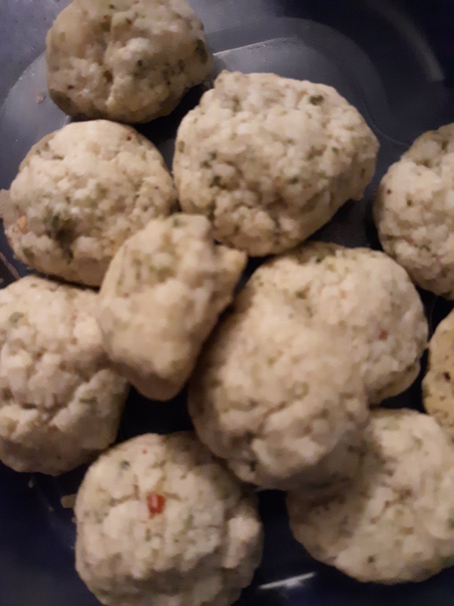 SharpRussom's tweet image. Canna Cheese Puffs #GettingBakedwithDi #BakedDi #Letsgetbakedtogether #staytunedandhigh #namaste