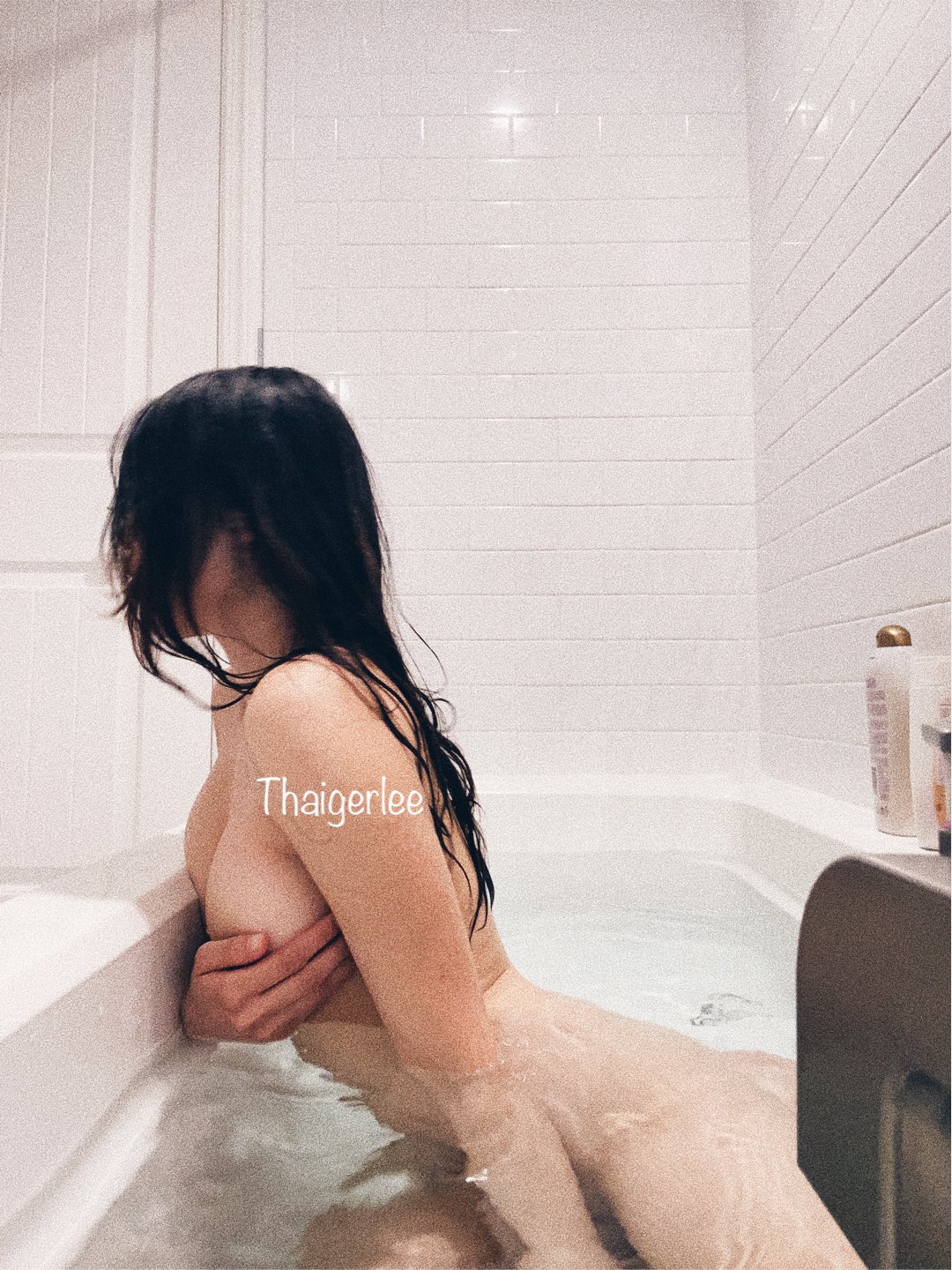มาอาบน้ำก่อนนอนด้วยกันไหมคะ let’s take a bath with me 🛁 #thaigerlee #Asian #hony #pornhub #Quarantine #nakedchallenge #หี #เสพติดผู้ชาย #เสียวหี #หีนักศึกษา #sex #เย็ดนักศึกษา #เย็ดหี #QuarantineLife #FolloMe https://t.co/FbCBb2YXJi
