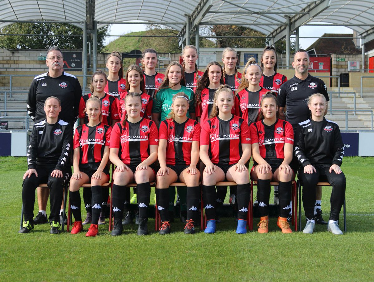 LewesFCWomenFS's tweet photo. Thanks for the nomination @EUAFCWomen 

Here is ours 🔴⚫️🔴

1. The badge
2. The team
3. The ground 
4. The supporters 

We nominate @HerneBayWomen @AshfordLadiesFC and @WorthingFCWomen https://t.co/iLbPoV8FbS
