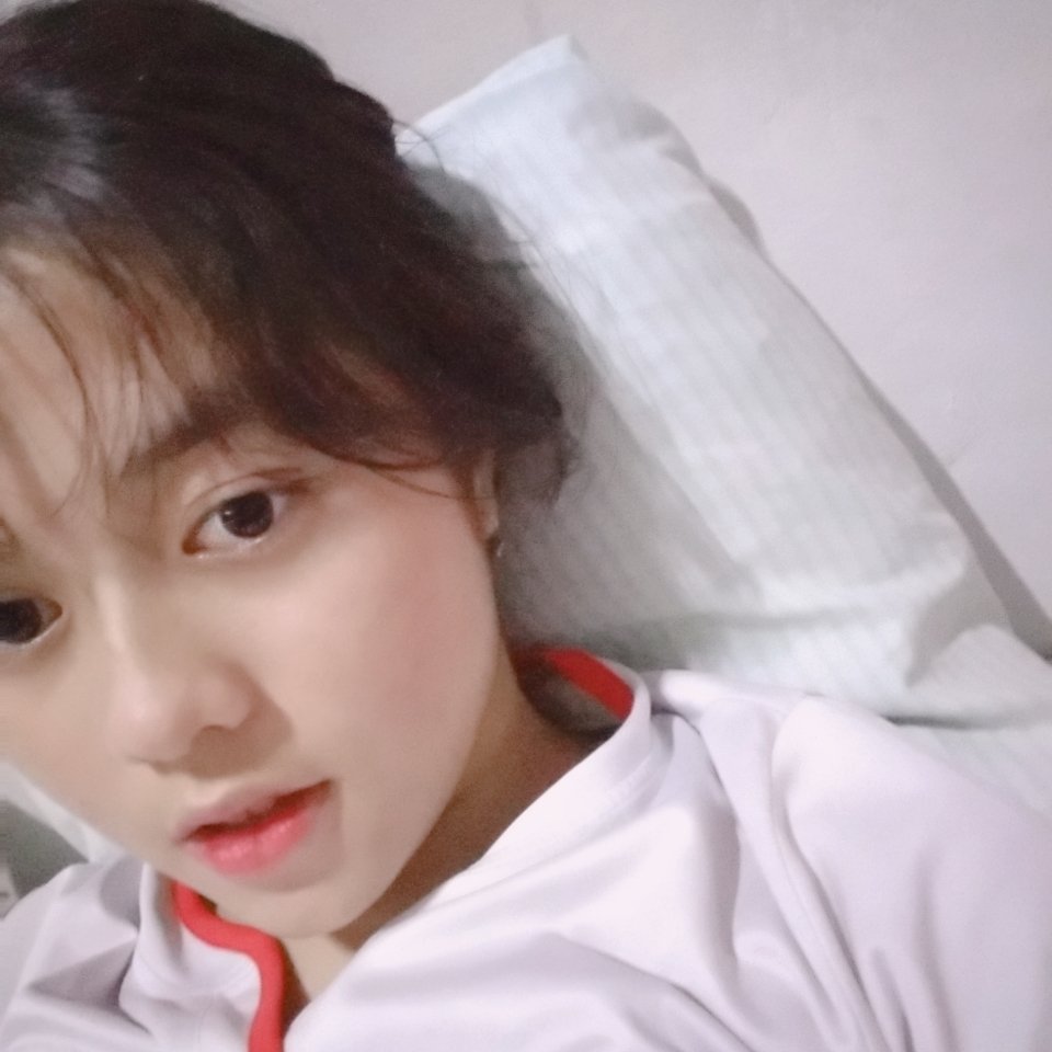 Qcutegell's tweet photo. Gabut bangett, enak nya bikin makanan apa yah? https://t.co/71qBVSuHKh