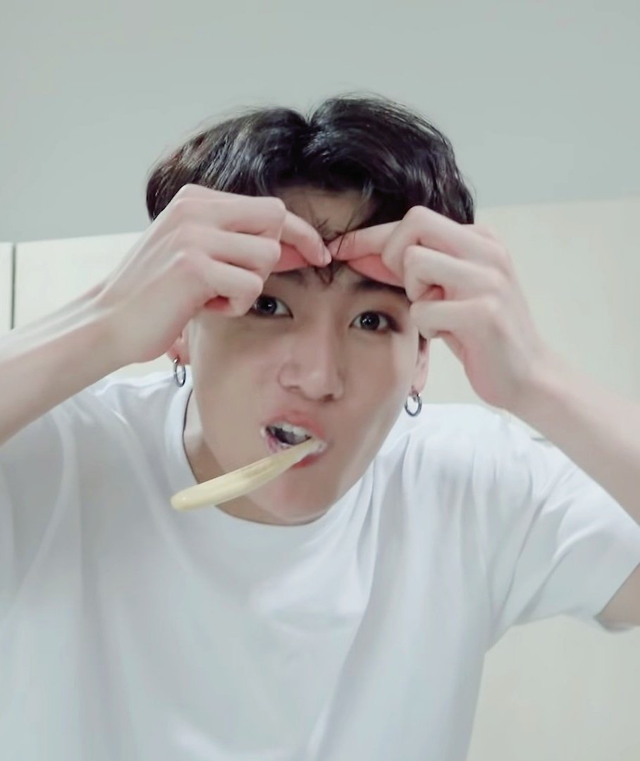 모스 tweet media