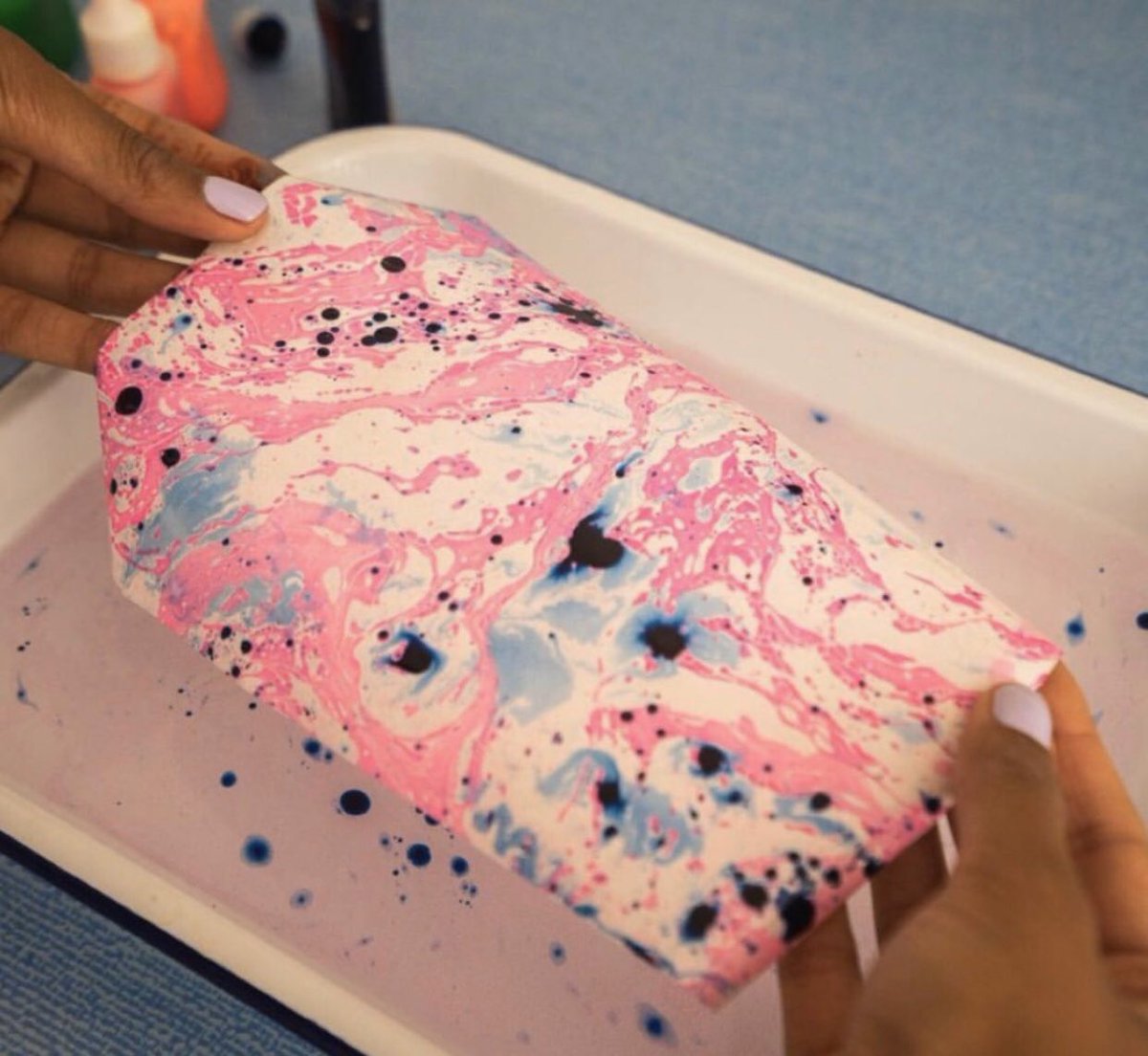 alexandra_lunn's tweet photo. Tune into https://t.co/R4uFv0oKrd live video / IG stories today at 11:00 where @heartzeena will be teaching you how to make marbled paper with nail varnish💅🏾! #marguerite #womeninart #margueritelondon #thingstodoathome #craft #art #design #marblepaper #london https://t.co/FJ9PSSi90l