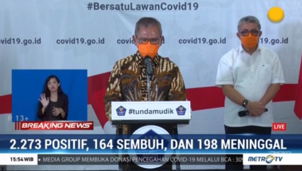 #BreakingNewsMetroTV "Hari ini telah bertambah 181 orang positif COVID-19, sehingga total menjadi 2.273 kasus positif. Total kasus sembuh 164 orang. Total korban meninggal 198 orang." Achmad Yurianto, Jubir Penanganan COVID-19. #IndonesiaMelawanCovid19
metrotvnews.com/live