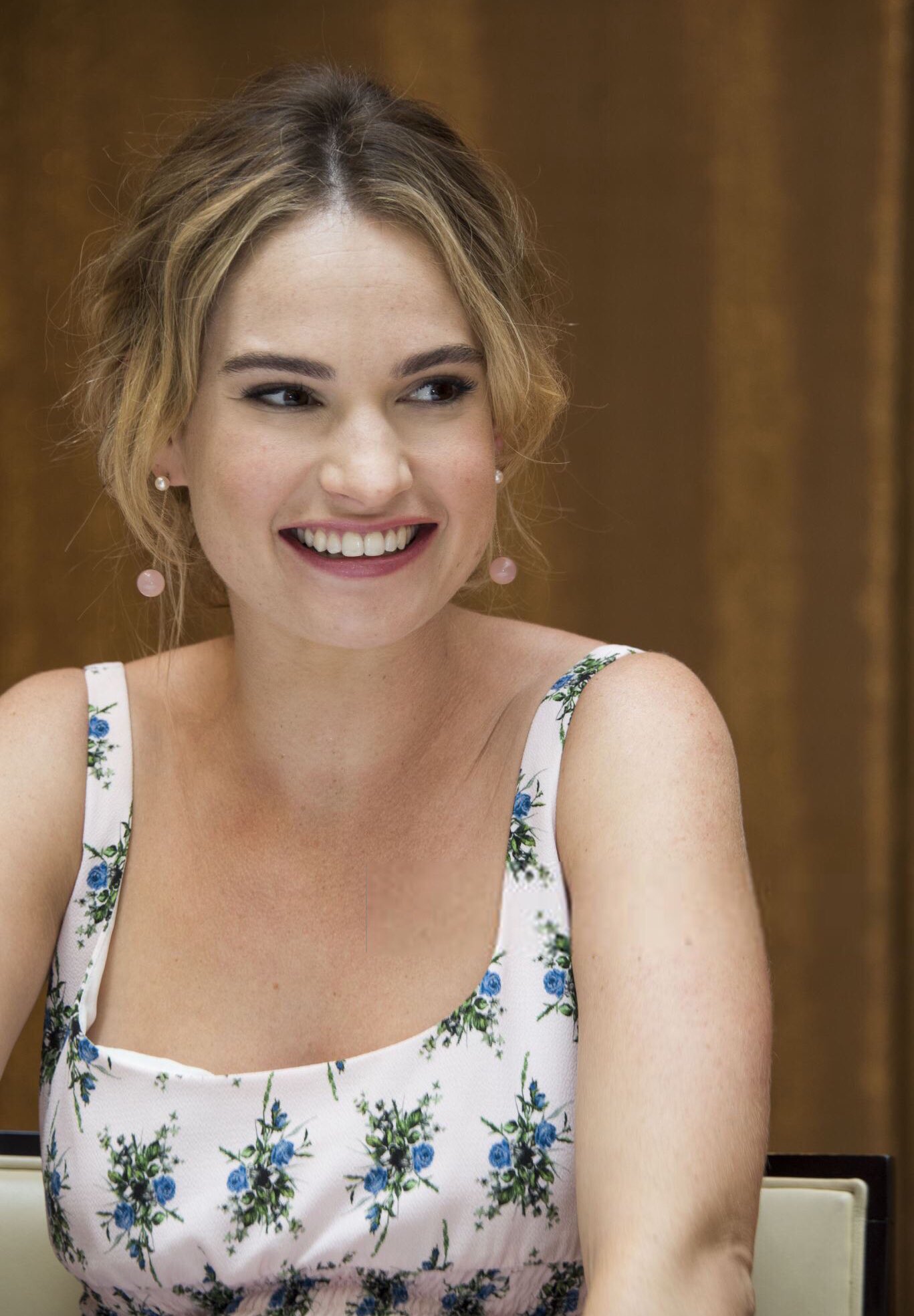 Happy birthday to the stunning Lily James! 