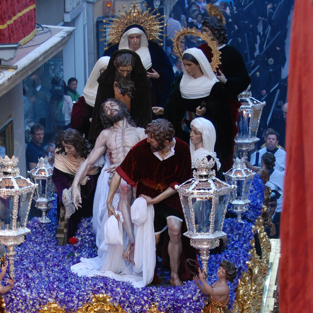 hdadsantamarta's tweet photo. «Sevillanos, alegraos y fiaos de Dios porque estamos en Sevilla y es Semana Santa»
Carlos Colón (Pregón de Semana Santa, 1996)

Vivamos una semana plena en nuestro corazón llena de oraciones y experiencias de Fe.

#CharitasChristiUrgetNos #SantaMartaCercaDeTi #QuédateEnCasa https://t.co/egxfpDNxd6
