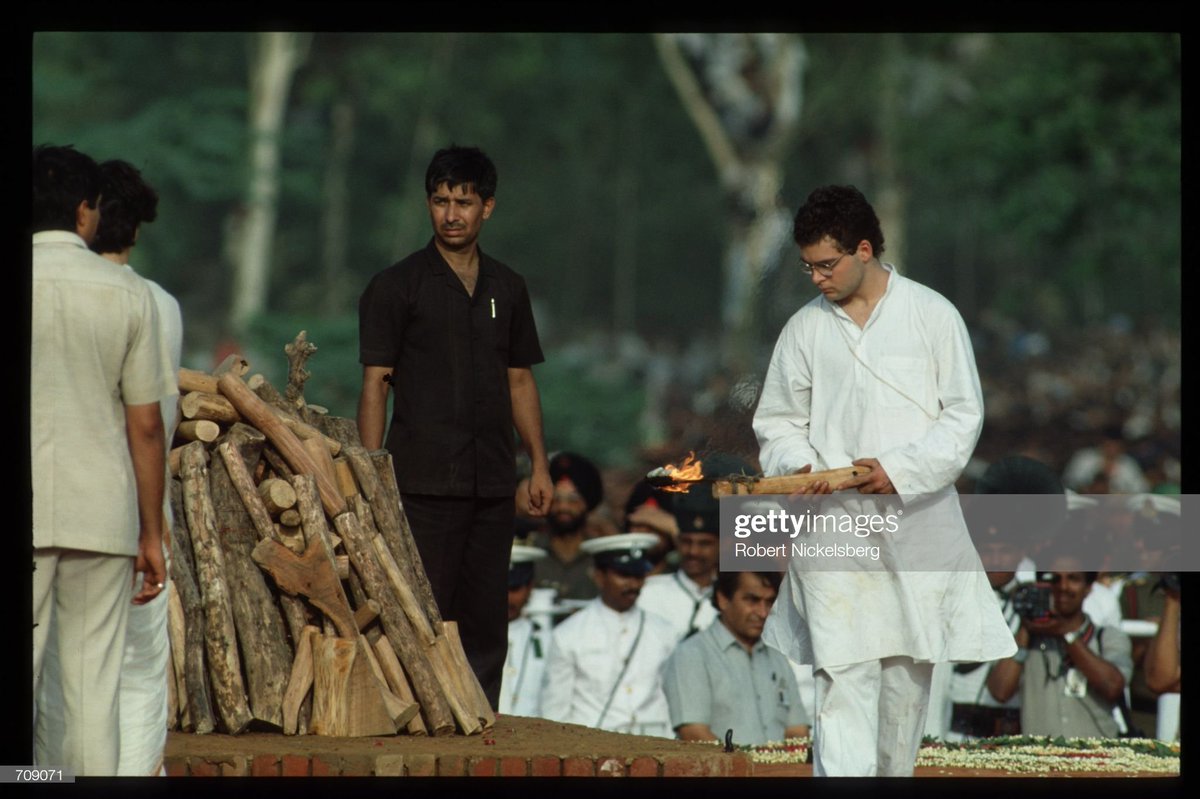 Thread:Dear  @RahulGandhi,People assume that being born in a political family is no less than a blessing, but little do they realise that when you lose your grandmother and your father to the same politics, then the picture isn't as rosy as it seems.