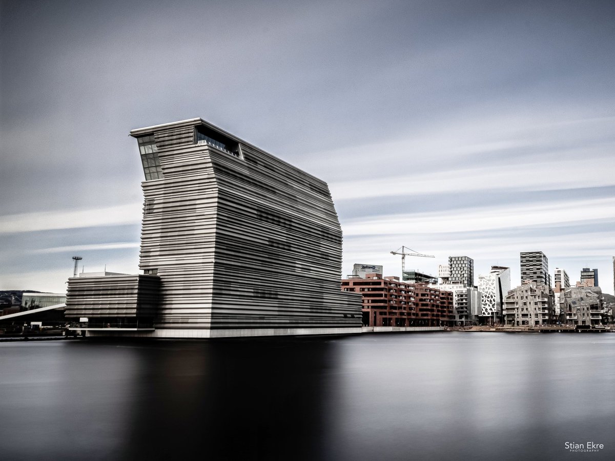 Stian Ekre A Twitter Oslo Munchmuseet Sorenga Barcode Visitoslo Oslobilder Norway Longexposure Longexposurephotography Architecture Architecturephotography Structure Citylife Streetphotography Streetphoto Cityscape