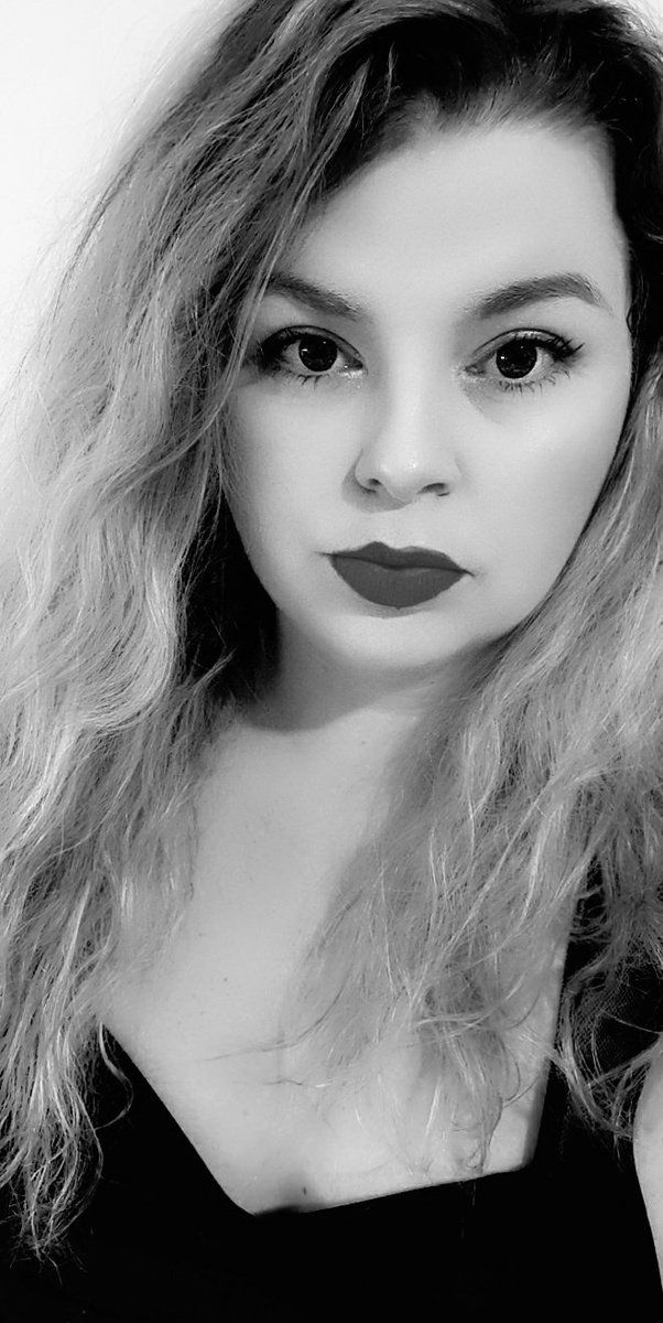 MaitresseAnna56's tweet photo. 🤩 Bientôt mon anniversaire 🤩
Tu vas me faire plaisir et me faire parvenir un chèque cadeau Amazon par mail : moi.princesse.anna@gmail.com
https://t.co/bbejtWfIOC
#dominatrice #findom #moneymiss #paypig #birthday #frenchdominatrix #humiliation #sm https://t.co/lD851dhHXh