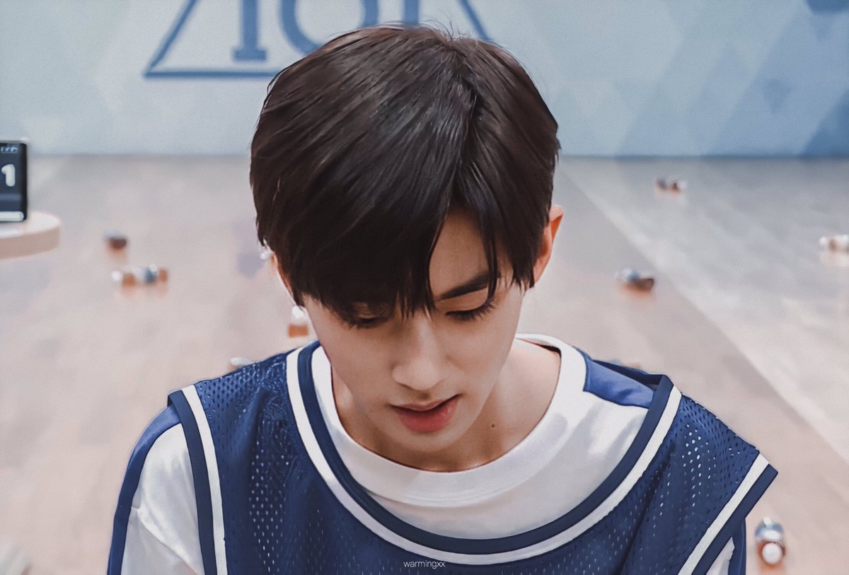 warmingxx's tweet photo. beside you
#김민규 #KIMMINKYU https://t.co/eRB16WR2cF