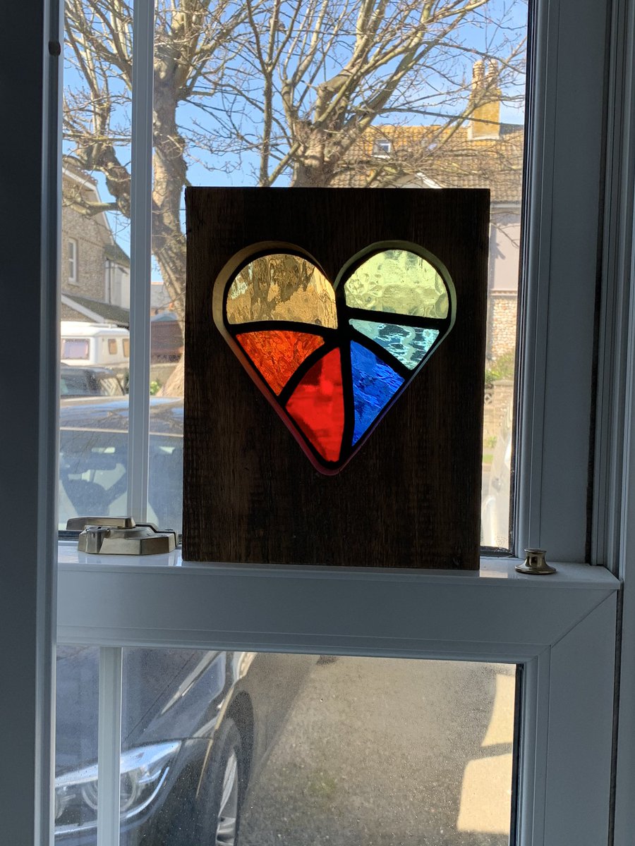 ShionaWatson's tweet photo. Shining a rainbow full of light and love to you all. Mind each other. 💓 https://t.co/RHxfH4z72Q