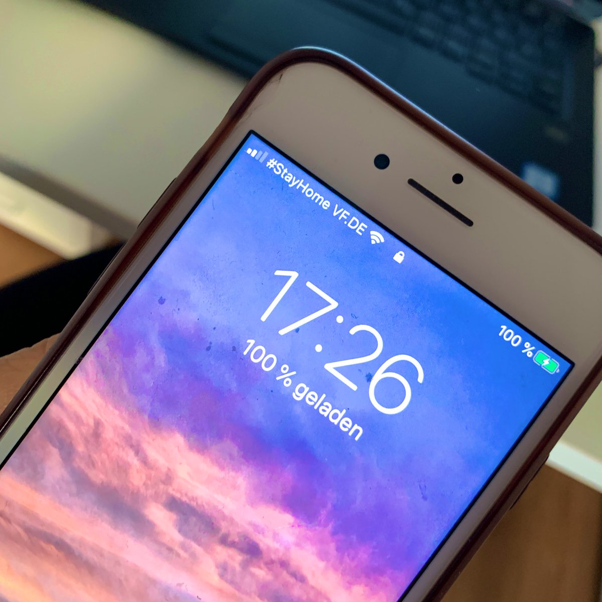 Coole Idee von @VodafoneIN als Netzbetreiber ein Statement zu zeigen 👏🏼 
@Telekom_group Wann ist es bei euch soweit? Würde als langjähriger Kunde das auch sehen wollen 😅