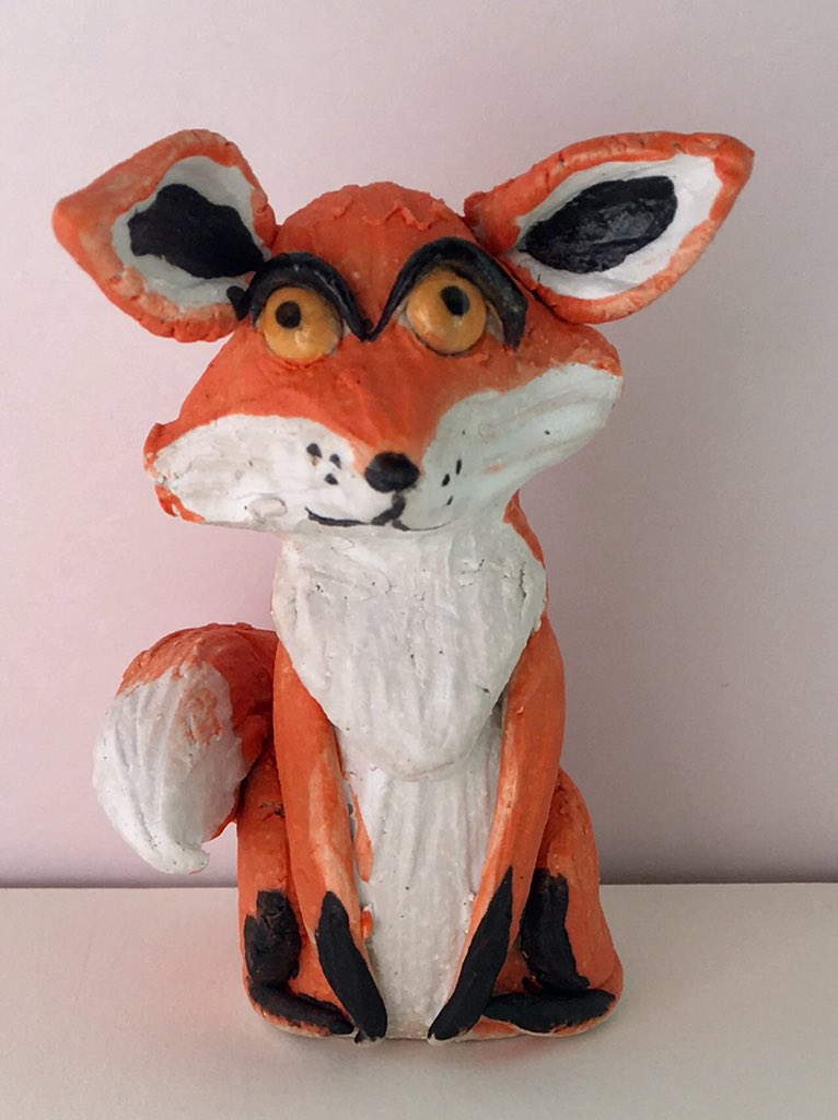 🦊 To help brighten up your Sunday Morning ☀️ we have uploaded some miniatures to our new Etsy shop etsy.com/uk/shop/TheDev… 🦊

#fox #wildlife #foxes