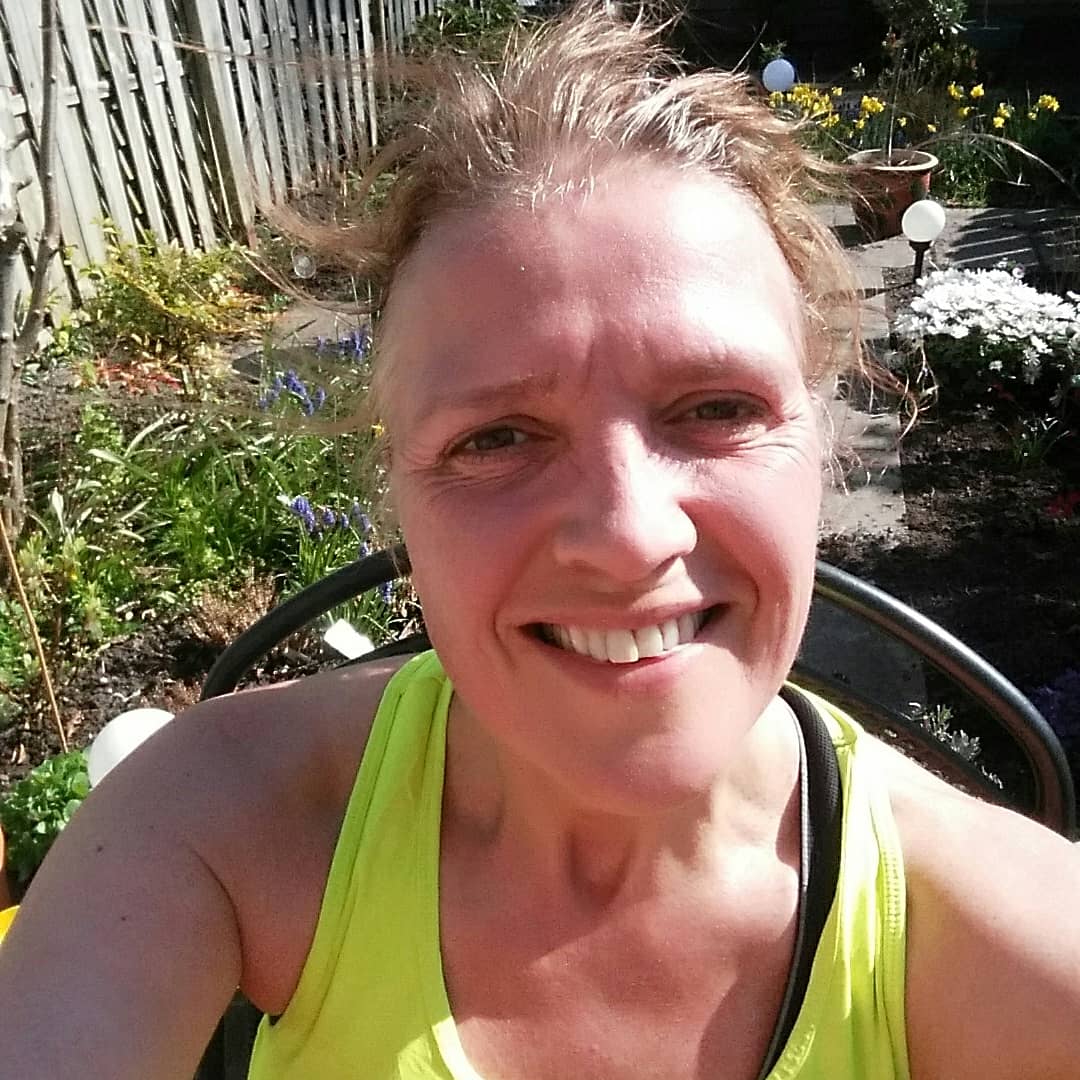 vaneun's tweet photo. 2x hardlopen en met dank aan strava en mijn garmin heb ik: miles gelogd voor de @alsassociation, een boom geplant via #atlasgo, mijn #marathonperweek gered EN punten gescoord voor mijn huis #Slytherin @PotterheadRuns https://t.co/cAaspaC20z