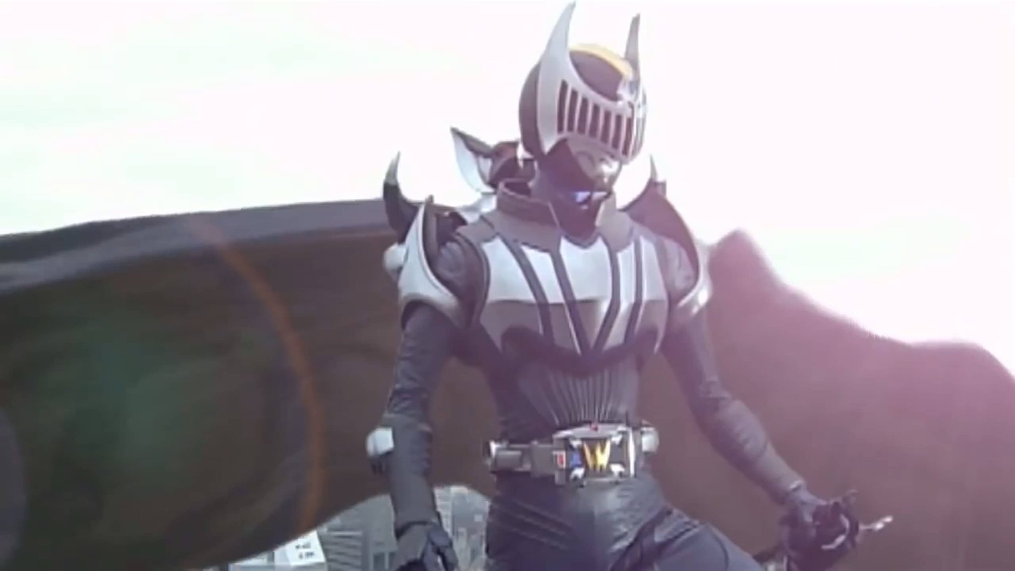 らすきーならすく このopの時のナイトイケメンすぎ惚れる 仮面ライダー龍騎 仮面ライダーナイト T Co Udhmhvis3i Twitter