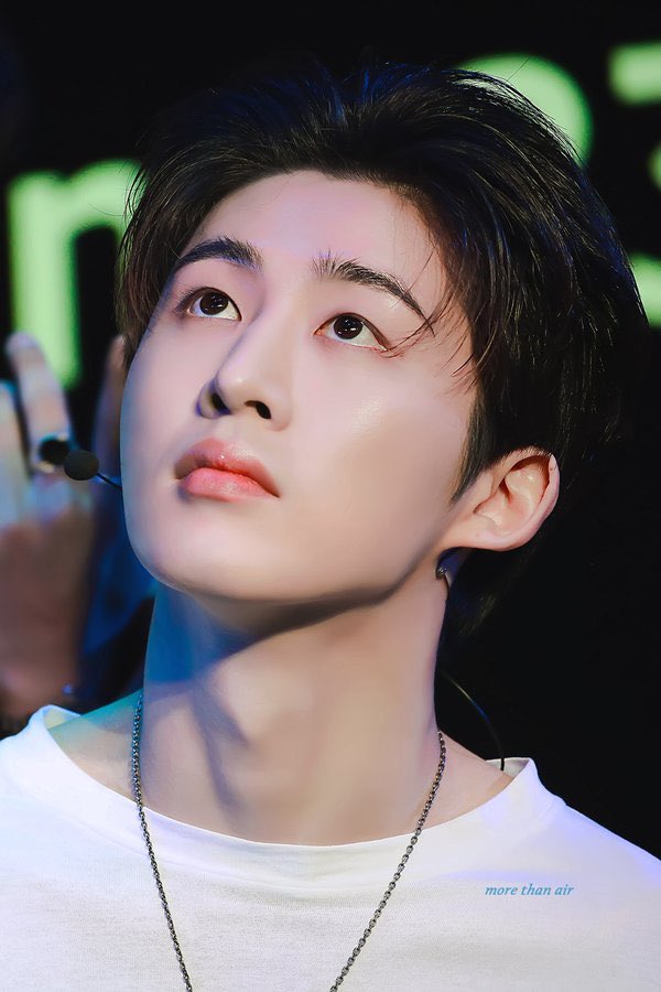 Drop your favourite hanbin pictures from fansites. Let’s save our own ass from this drought.  #BringItOnHanbin