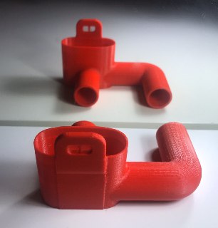 CoronavirusMak4's tweet photo. Desde el grupo Coronavirus_Makers_Arganzuela hemos empezado a imprimir también RESPIRADORES!!!:Válvulas de presión positiva para adaptar a las máscaras de snorkel del Decathlon, ayudando a los pacientes a respirar.      
¡No paramos de imprimir Viseras y Respiradores!  Gracias!! https://t.co/Fi3iRdLPfy