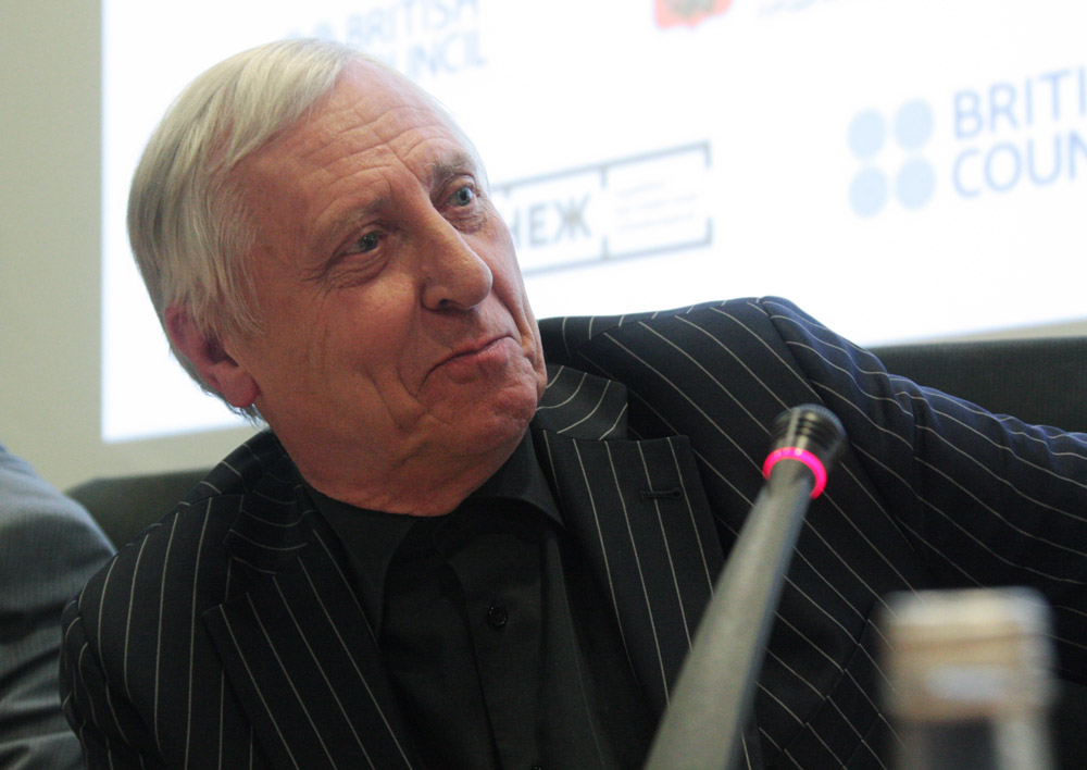 enCAST_actors's tweet photo. Happy Birthday, PETER GREENAWAY!
He trained as a painter and one can see artistic beauty in every shot of his films.
#birthday #PeterGreenaway #encast #europeanfilm #TheCooktheThiefHisWifeHerLover #DrowningbyNumbers
Photo by Valerij Ledenev https://t.co/mghRjkrM2h