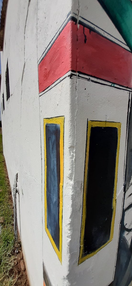 IngredientsThe's tweet photo. Artist Lockdown/Residency. Father P bringing murals to what is going to be an Art Gallery at our Park 🌳.
#LockdownArtGallery #ArtistResidency #ArtistResidency #SelfIsolation #SKArtgallery #SKAG #RhinoPark🌳 #FatherP https://t.co/GumJoKg1tP