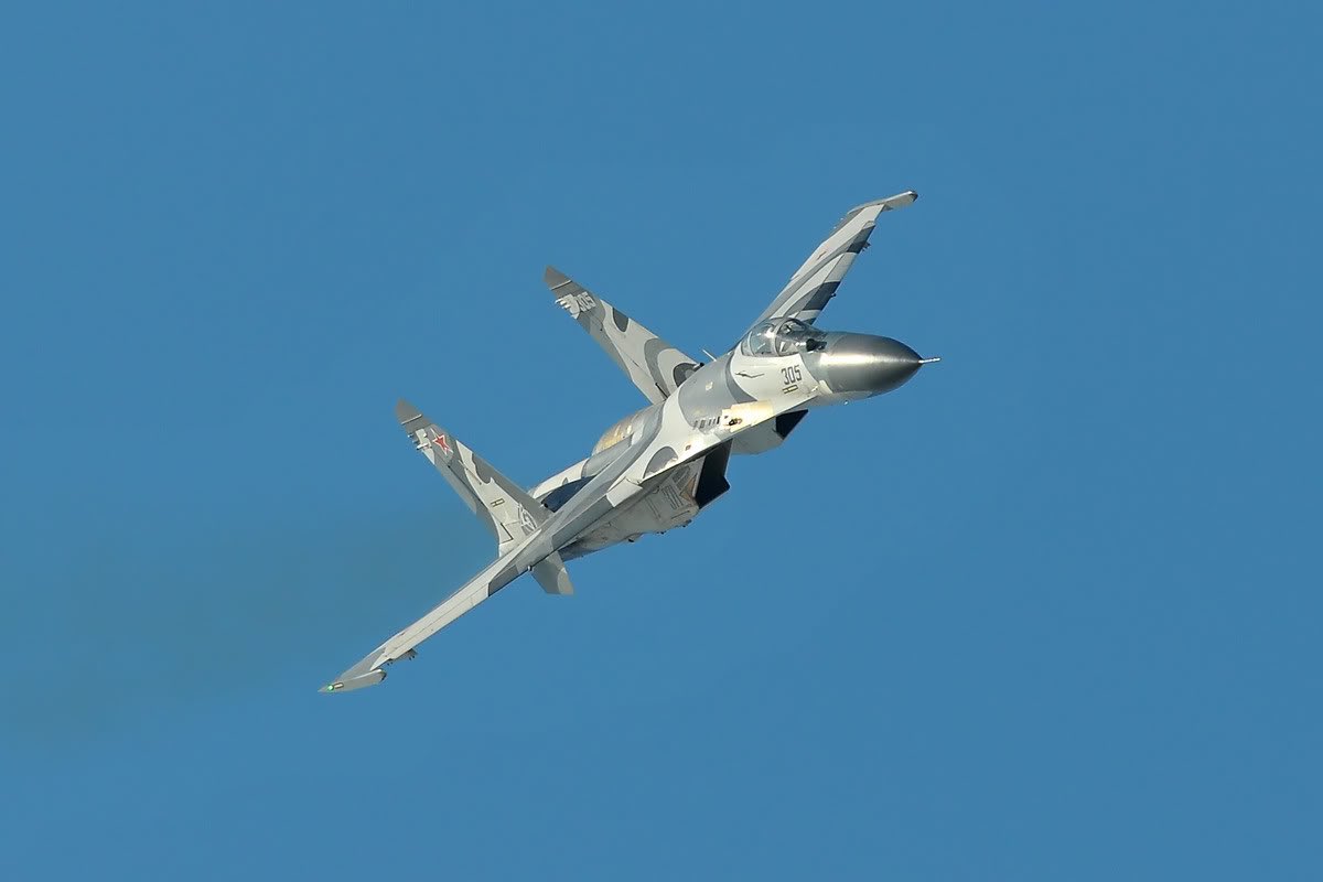 AeroResource's tweet photo. Flashback to 2010 and the inaugural @BahAirshow #vfa41 #avgeek #airshow 
https://t.co/4cZjMJc2kw https://t.co/X2KOPEqQ7G