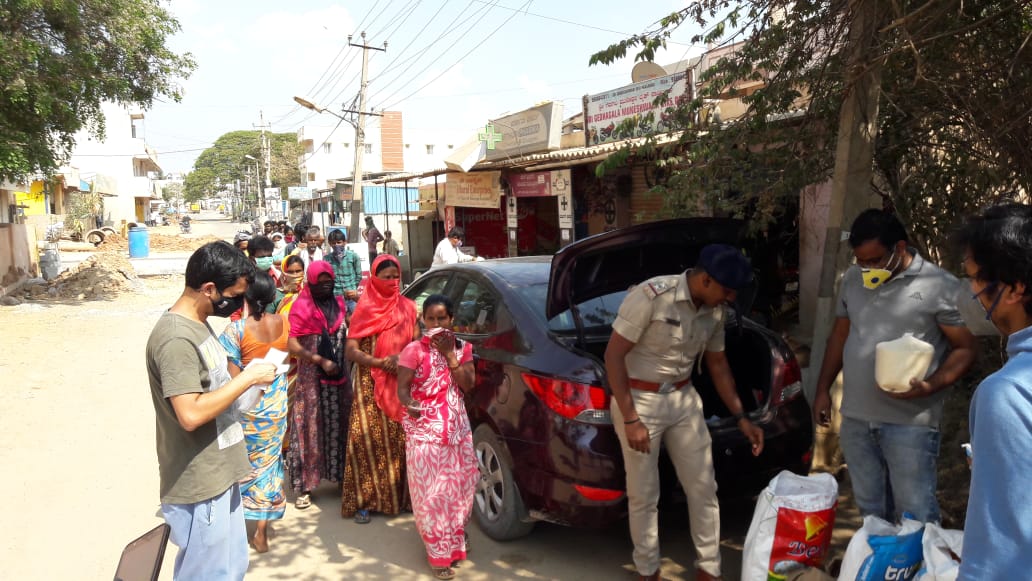BalagereConnect's tweet photo. Best Moment for all of you .. as one of you are indeed present with your contribution in some form.. @dcpwhitefield @deepolice12 @WFRising https://t.co/sxCytuTiP7