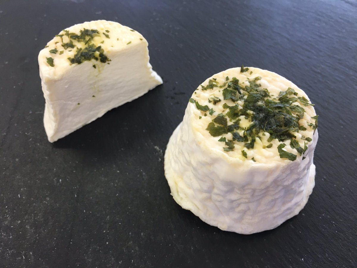 The Lady Mary’s bairn. A cheeky little (60g) fresh cow’s milk cheese topped with wild garlic. Still available from local stockist and the Stirling and Balfron neighbourfood market. #ladymarycheese #strathearncheese #artisancheese