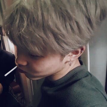 College student Jimin; a thread