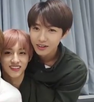 _ww9728's tweet photo. Aku cuma kangen para kurcaci bongsor ku
Miss their interaction

#winren #renwin #winjun #WINWIN #RENJUN https://t.co/pRIs8pGh8u