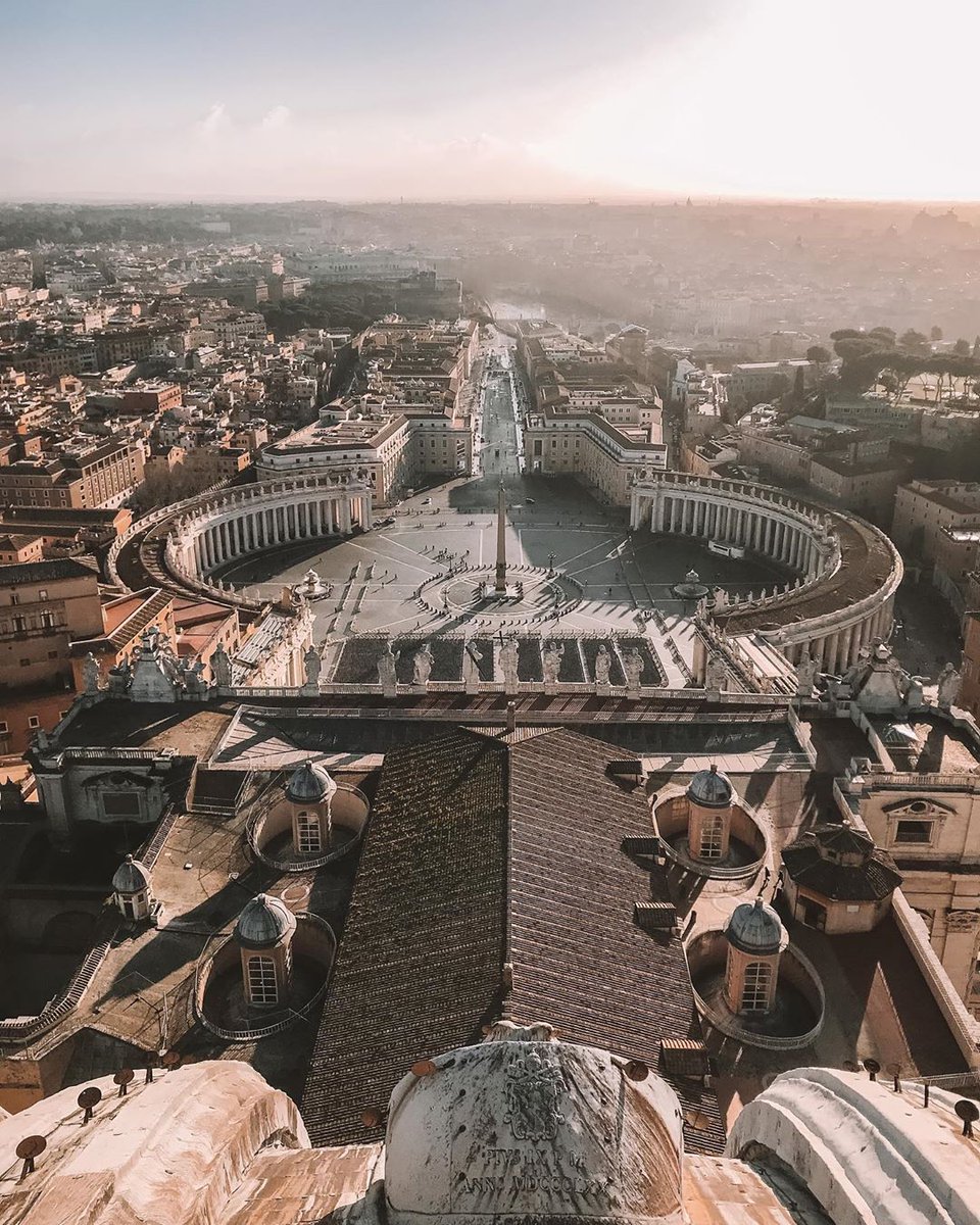 showaroundcom's tweet photo. Start an outlet to unload all the travel memories and stories ✍⁣
⁣
Photo: @der.chris.cross

#journal #blog #travel https://t.co/mDYb8aUBnd