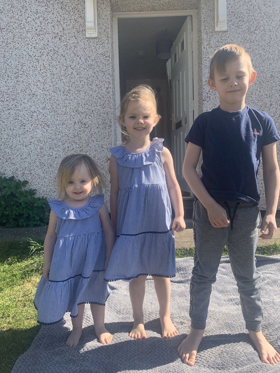 mo4jess's tweet photo. Freddie Annabelle and Elsie playing in the sun listening to @KissFMUK  all morning 😍 https://t.co/kI6uk4CUvZ