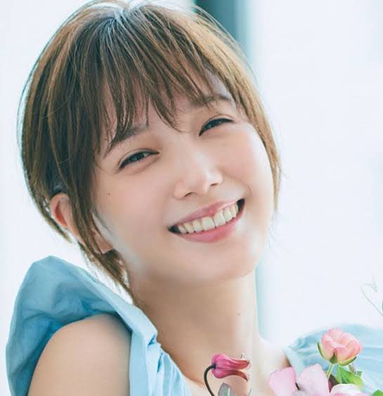 Mirin Usagi そして微笑みが似合うとのこと 本田翼ちゃんも微笑みが最強にかわいいですよね あと 満面の笑顔 も最強にかわいいです 笑顔がかわいい人はチークが本当に映えます 多幸感のあるチークを選び 幸せオーラを爆発させてください 色味は Mirin Usagi そして微笑みが似合うとのこと 本田翼ちゃんも微笑みが最強にかわいいですよね あと 満面の笑顔 も最強にかわいいです 笑顔がかわいい人はチークが本当に映えます 多幸感のあるチークを選び 幸せオーラを爆発させてください 色味は
