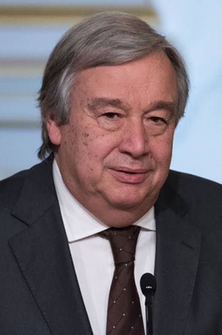 PAnapade's tweet photo. Mweshimiwa @drmialano1 amujibu katibu wa Umoja wa mataifa @antonioguterres kutuma chanjo Africa ni mauwaji tena ni usaliti wa haki za binadamu, wakitaka kufanya chanjo wahanze Italy, USA, Spain na U.K hayo njo mataifa yanayo ugonjwa wa COVID-19 kwa wingi @_AfricanUnion @MONUSCO https://t.co/5VwZjEDoTa