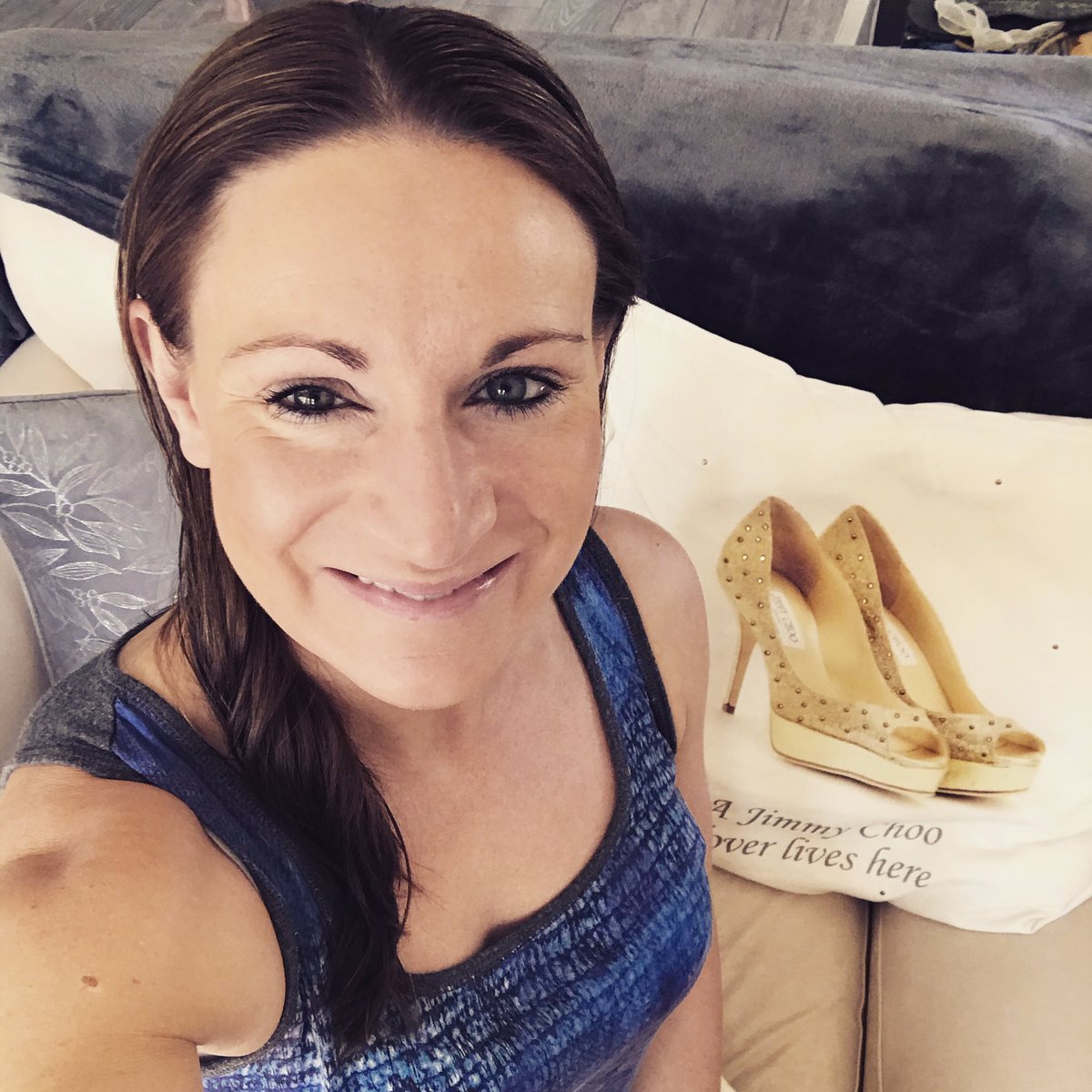 AllyForemanPT's tweet image. Sunday - cup of tea in bed ➡️ #mossamove #groupblast and #groupcentergy feeling better now ➡️ shower, put on clothes that are not Lycra and some make up ( #stayinghome  but makes me feel better ) ➡️ #coffeetime and breakfast ➡️ planning for 2moz online #personaltraining 1:1’s.