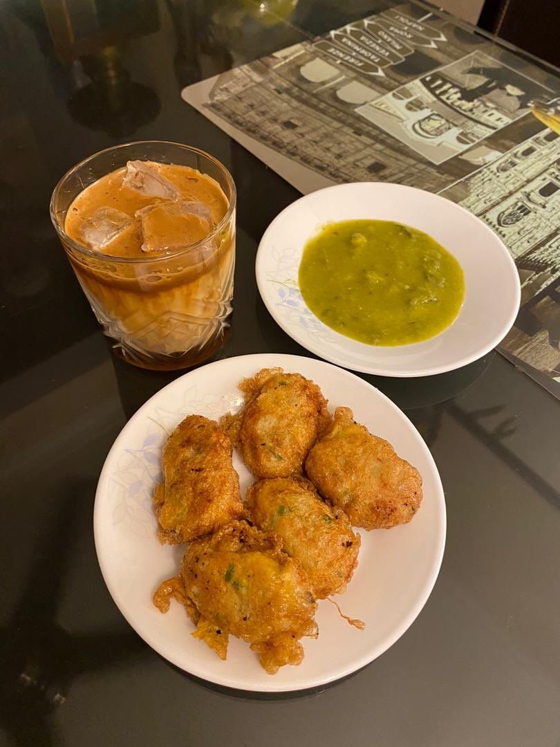 NormaattheN's tweet photo. Stay at home with my love and our menu for tea time . Alhamdulillah 😉♥️🏠👌🏻#RestrictedMovementOrderMY  
#PerintahKawalanPergerakan #StayAtHome #DudukRumah #Alhamdulillah https://t.co/bhLd72873J