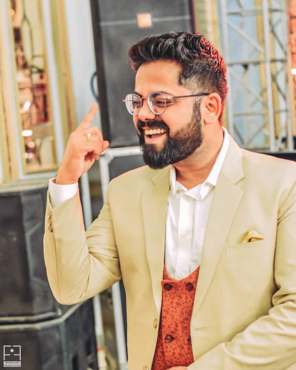 FrameFameProd's tweet photo. We are here to bring colours to your memories 📸

Book us now to get the shoot done for your special occasion at a moderate budget 🥰

Contact-+91-8929100656 

#receptionphoto #QUARANTINEANDCHILL #quarantinelife #stayhome #Gentleman #bloggerstribe #lightroom #followforfollowback https://t.co/dPwi9uMWf7