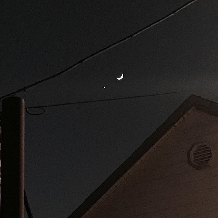 🌙