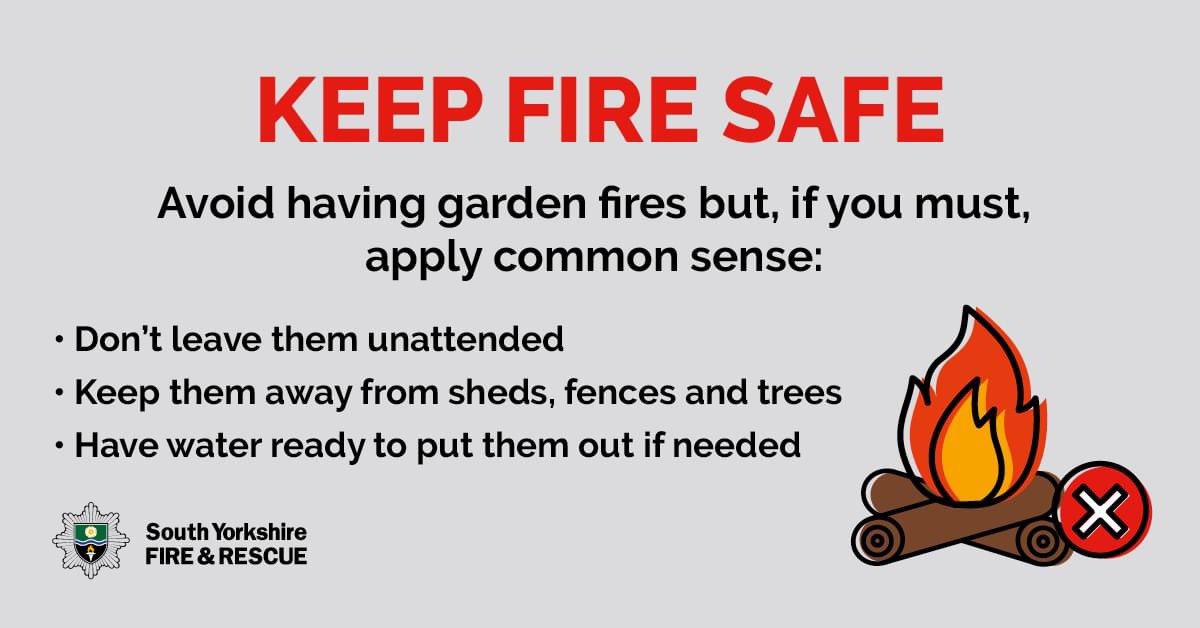 SYFR's tweet photo. This weekend we are asking people to PLEASE think twice before having a garden fire to burn waste! 🔥
We’ve had an increase in call outs to these incidents recently. Also - smoke and air pollution can badly affect people with respiratory illnesses.
#KeepFireSafe https://t.co/6XIgL70HKd