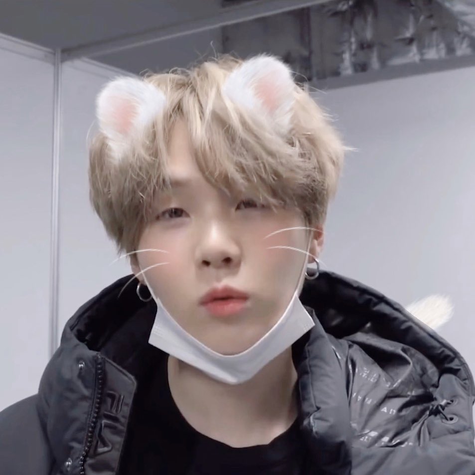 마론 MARON tweet media