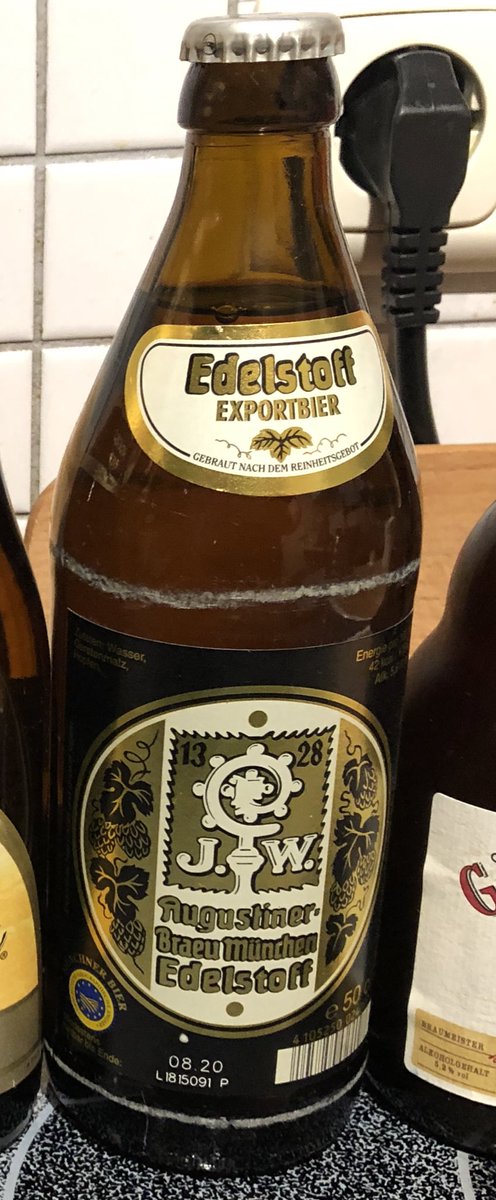 alex_nman's tweet photo. #ThemaDesAbends
Ich & mein #AugustinerEdelstoff 😈😂🍺🍻
@wiesnmichi
Bist stolz auf mich❓
Gottseidank hat der Trinkgut euren #Edelstoff wieder im Programm https://t.co/DerebRIIKY