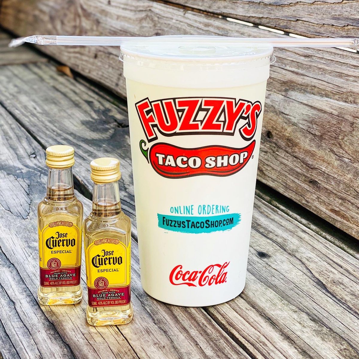 fuzzysleaguecty's tweet photo. Now offering Margarita To Go Kits*! Kits include a 32 oz Souvenir cup of our frozen or rocks Fuzzy ‘Rita mix & two 50mL bottles of Jose Cuervo. Just mix together at home! (*Must be 21+ with proof of valid ID & accompany a food purchase.) #fuzzystacoshop #fuzzyshouston #leaguecity https://t.co/4pC1VS7nab