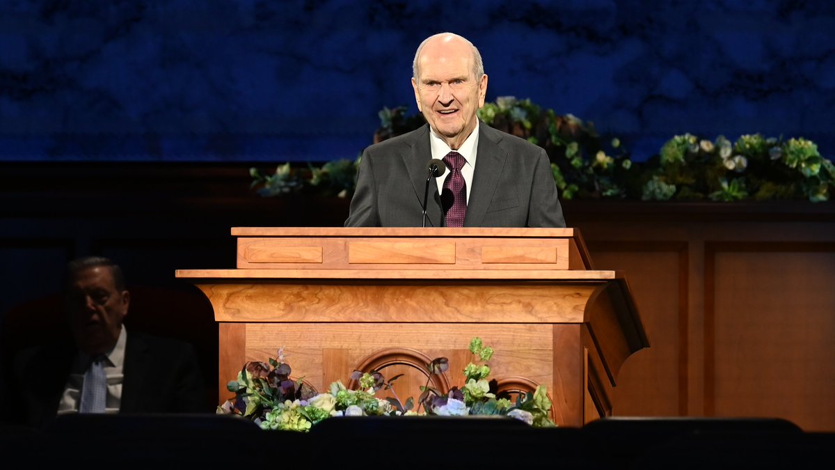 Ch_JesusChrist's tweet image. President @NelsonRussellM just introduced “The Restoration of the Fulness of the Gospel of Jesus Christ: A Bicentennial Proclamation to the World.”

The full text will be available after this session of #GeneralConference. #HearHim