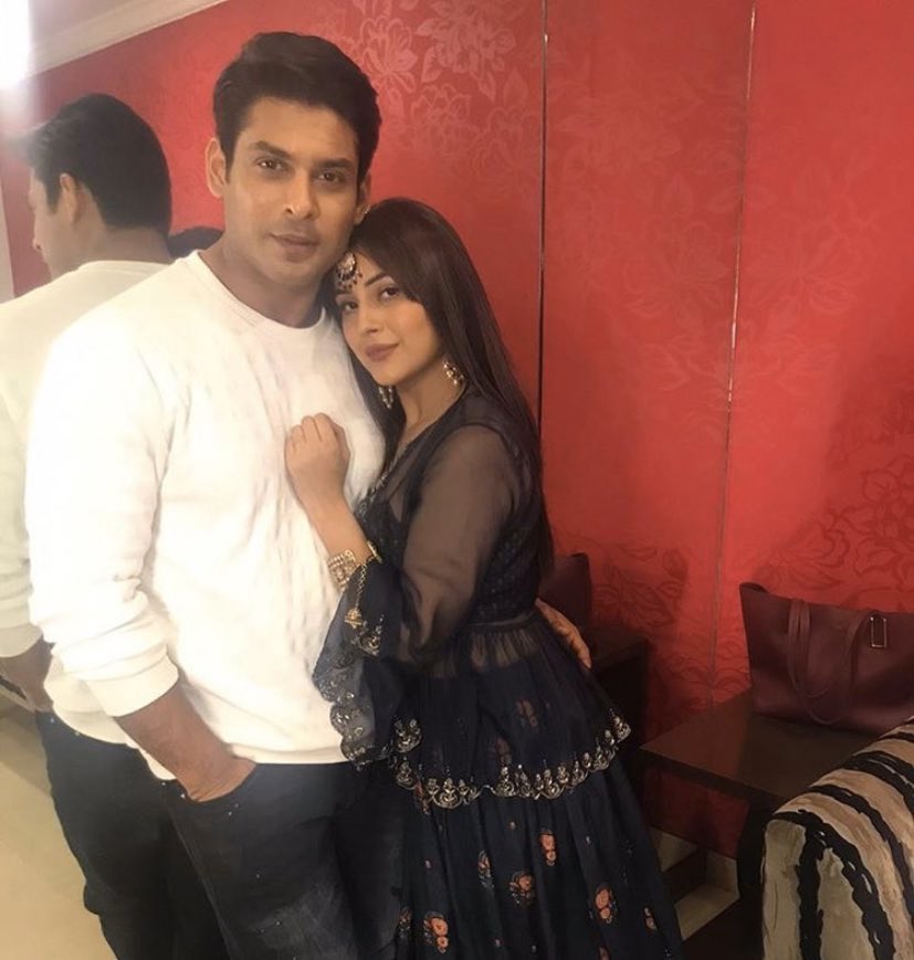 PrityChoudhury2's tweet photo. @OfficialJioTV @sanchihihii #SidNaaz #onlyshehnaaz #OnlySid https://t.co/gU0xPrHOBW
