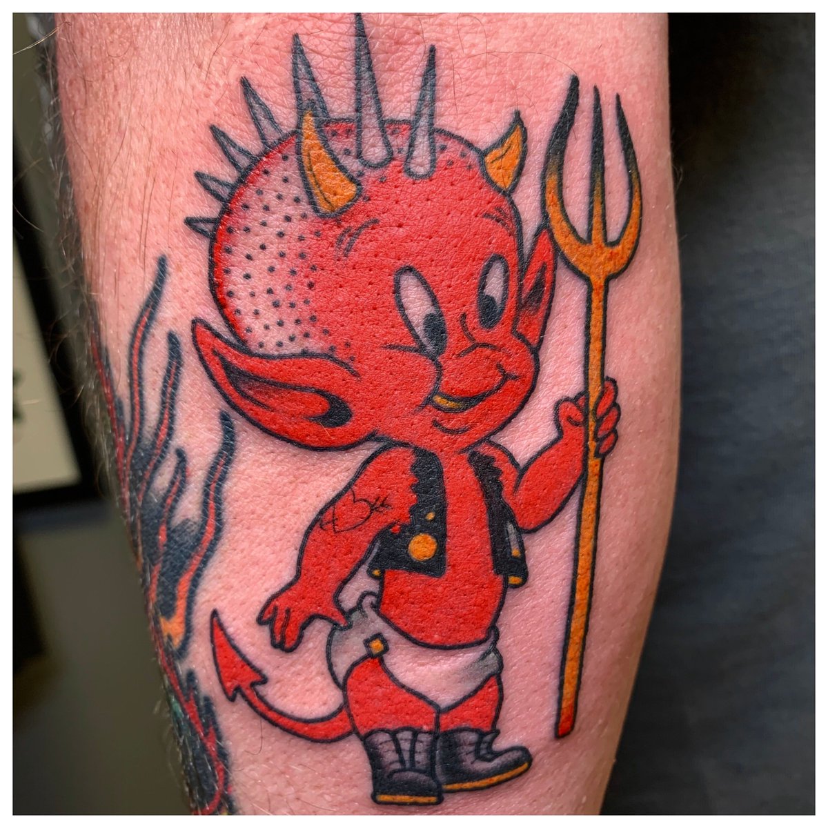 TattooRevival's tweet photo. Punk Rock #hotstufftattoo by Inke Shaver Ikespect #jbtr13 https://t.co/GLtCeih8Zk