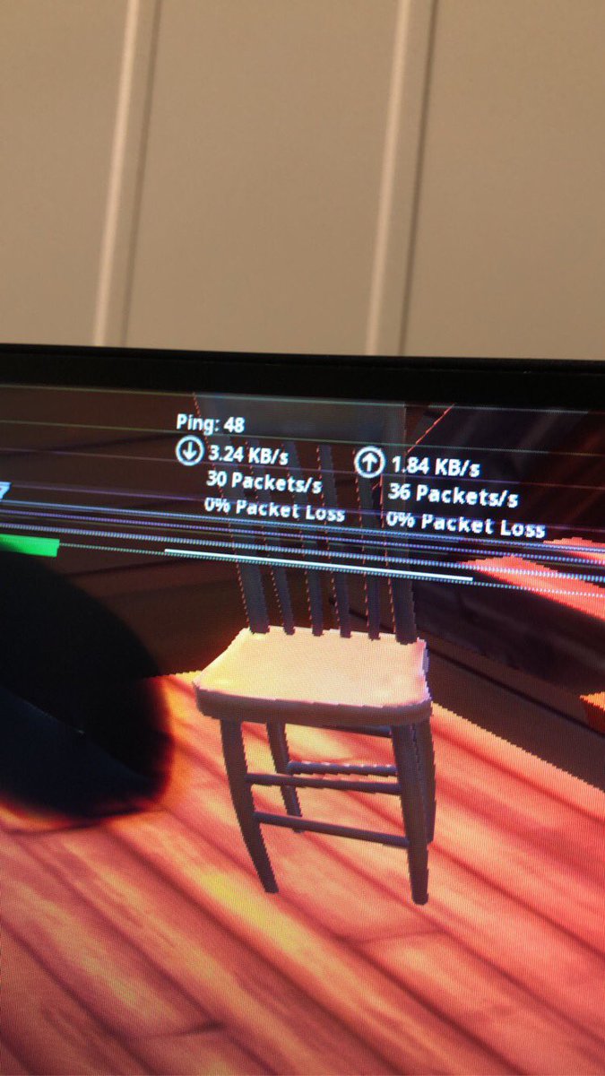 Ramonstalsberg's tweet photo. @FortniteGame / DEAR, Fortnite... its been a while now we actually can have fun when we play fortnite, but? Its impossible to play this game cause we can’t do anything... #bugs #texture #comp #lag #HELP https://t.co/T4yJFwZact