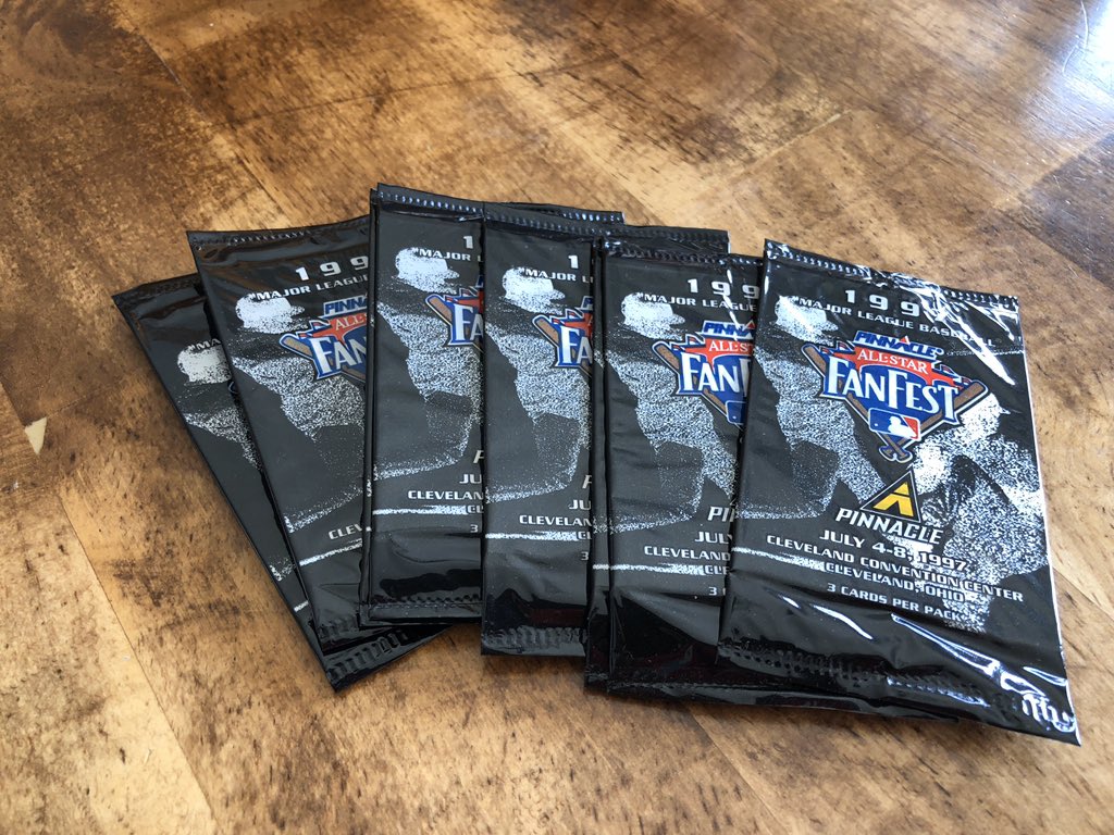 biggsdaddycool's tweet photo. When you save the screwiest unopened packs...
#SaveTheUnopened
#UnopenedPacksMatter
#BackyardDiamond https://t.co/NN1jbsmeAV