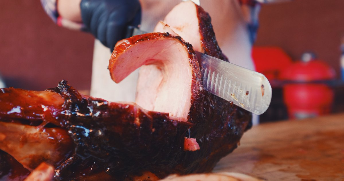 atbbq's tweet photo. You've got one day left to order a ham kit and get it by Easter with FREE shipping! Choose from a fresh ham kit or glazed ham kit if you've got a cured ham ready. Shop here: https://t.co/t5n6NUGuk2
#easter #hamkit #easterrecipes https://t.co/JlPQ25Lnal